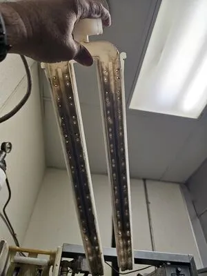 Dirty ice machine