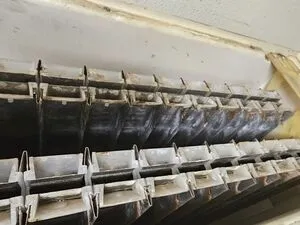 Dirty ice machine