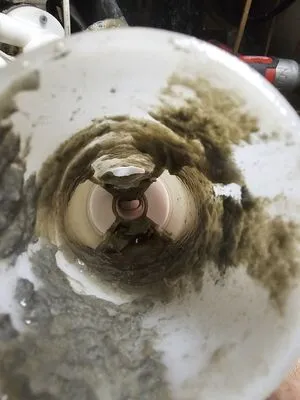 Dirty ice machine